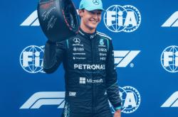 世界杯在哪买球 -F1澳大利亚排位赛：维斯塔潘开局撞墙，拉塞尔一骑绝尘，勒克莱尔第4