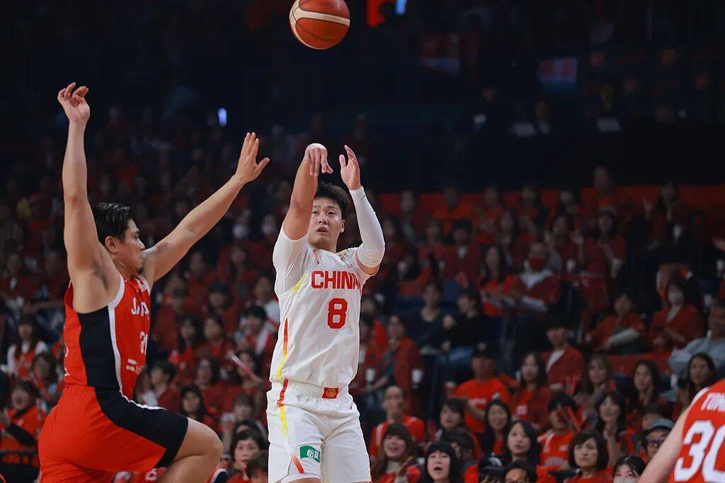 绝地反击！中国男篮逆转战胜日本队！